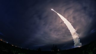 "Аномалия" попречи на ракетата на Virgin Orbit да достигне целта си