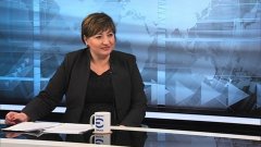 Анна Александрова поема Правната комисия в НС