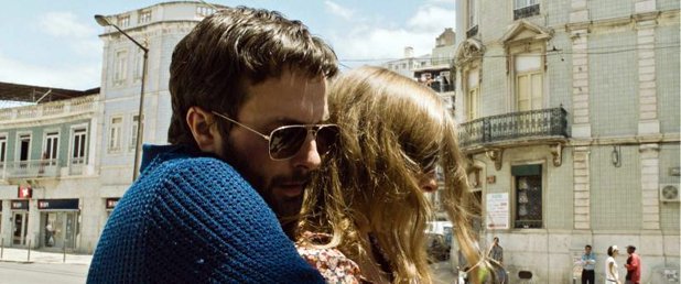 История за двама влюбени, които не виждат, но усещат улиците на Лисабон