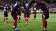 Пиер-Емерик Обамеянг и Александре Лаказет водят атаката на Арсенал и отбелязаха и седемте попадения във вратата на Валенсия в двата полуфинала