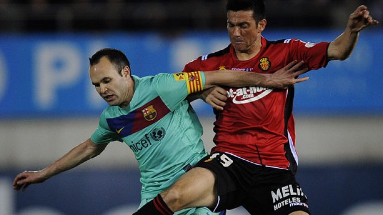 Андрес Иниеста изигра изключително силен мач при успеха на Барселона с 3:0 срещу Майорка в Палма де Майорка