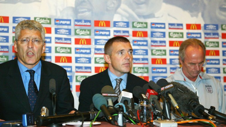 Фърдинанд не е от най-кротките футболисти. През 2003 г. пропусна допинг тест. Това доведе до остра реакция отстрана на ФА. Националите на Англия пък застанаха зад Рио и заплашиха да бойкотират предстоящия мач с Турция.