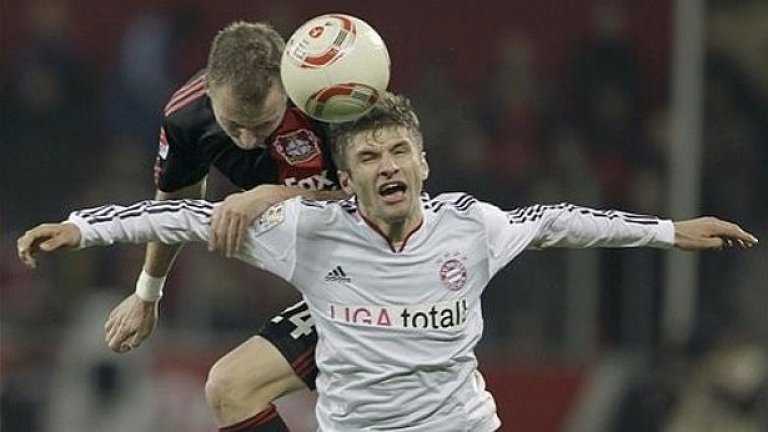 Томас Мюлер и съотборниците му от Байерн са в страхотна форма и са големи фаворити срещу Байер в най-интересния мач от VII кръг в Бундеслигата