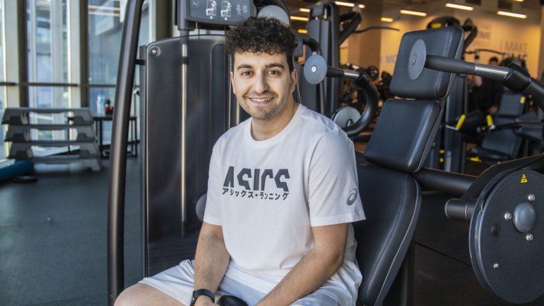 Певецът и продуцент е първият участник в иницативата ни Get in Shape 4