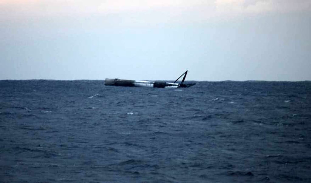 spacex-falcon-9-water-landing