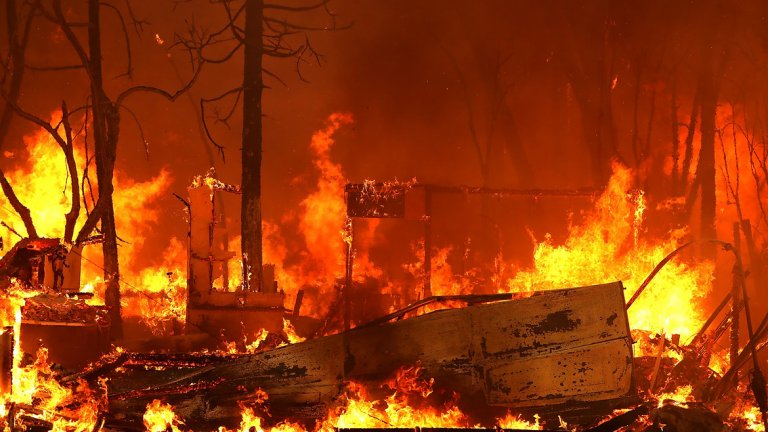 Жертвите на пожарите в Калифорния вече са над 40