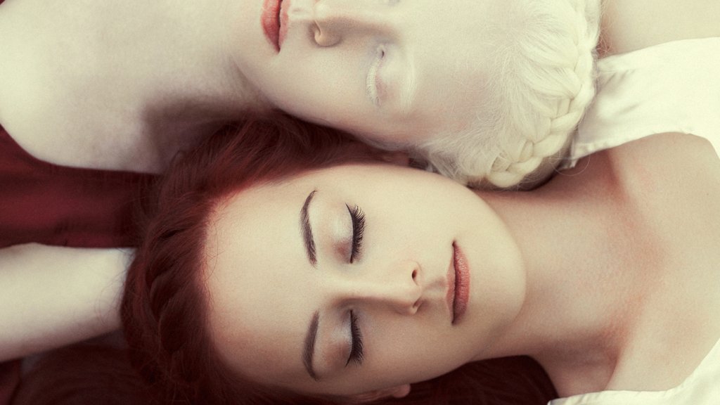 Snow-white and Rose-red