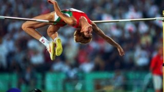 На 30 август 1987 г., на Световното първенство в Рим, българката Стефка Костадинова поставя световен рекорд, прелитайки 209 см - височина, която все още не е подобрена. 30 години след рекорда!