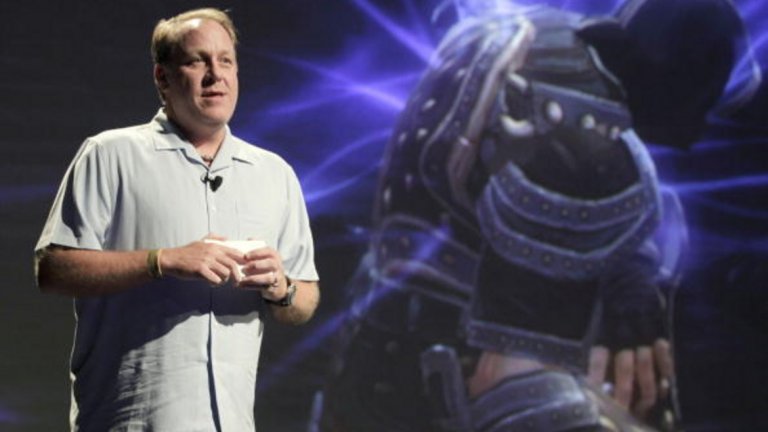 Кърт Шилинг се разори като на игра
Легендата на бейзболния Ред сокс реши да се пробва в бизнеса с видео игрите след края на кариерата си. Компанията му 38 Studios обаче нямаше как да се мери с гиганти като Electronic arts и Activision. Шилинг вложи в компанията 50 млн. долара, които му бяха останали общо $115 млн., спечелени по време на кариерата. Фирмата пусна единствената си игра Kingdoms of Amalur: Reckoning през 2012-а, след което фалира, а Шилинг загуби всичко. Той дори не е получавал заплата като изпълнителен директор на 38 Studios.