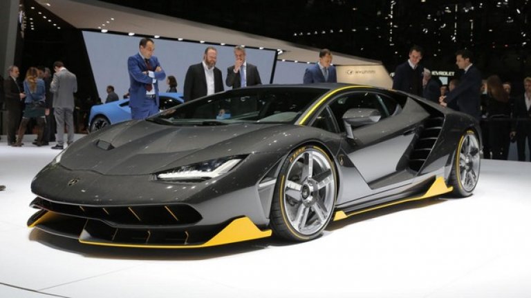 На автомобилния салон в Женева Lamborghini представи Centenario - модел за 100-годишния юбилей на Феручо, като серията от 40 бройки е разпродадена