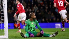 Легенда на лондончани: Челси има нужда от вратар, който не прави грешки