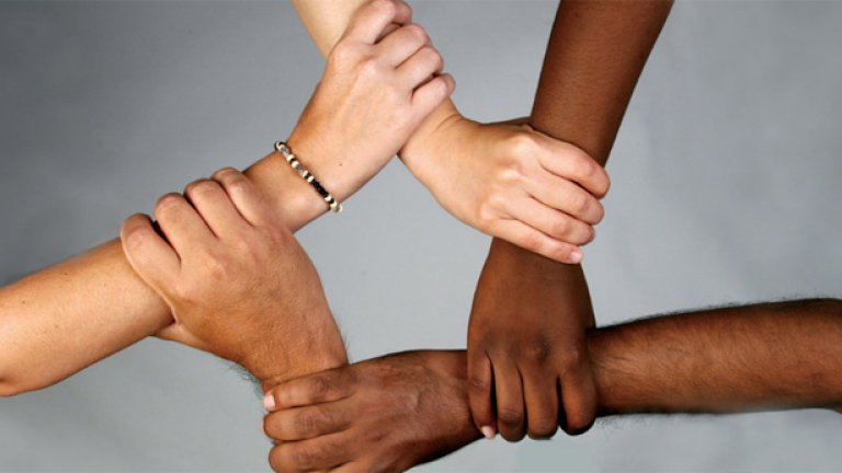 В България децата не си играят с деца от други етноси