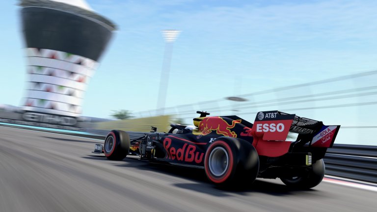 F1 2020
Най-новото невинаги е най-доброто, но в случая с последната (до излизането на F1 2021), симулация на F1 състезанията от Codemasters определено може да се говори за върхово качество. Играта от 2019 г. бе брилиятна, въвеждайки и Formula 2, като в следващото издание идеята вече бе разширена и в играта се въведе нов режим, който ви позволява да започнете като пилот и собственик на отбор от най-ниското възможно ниво.