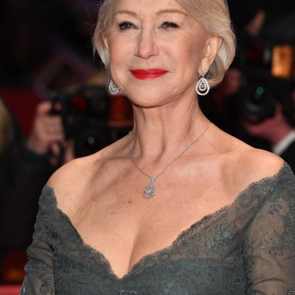 Кралско сиво.
На снимката: Актрисата Хелън Мирън