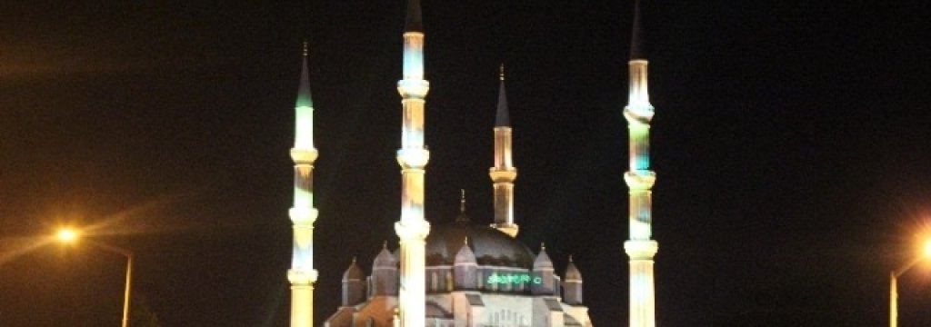 kadir-gecesi-nde-selimiye-cami-doldu-tasti-6296920_o