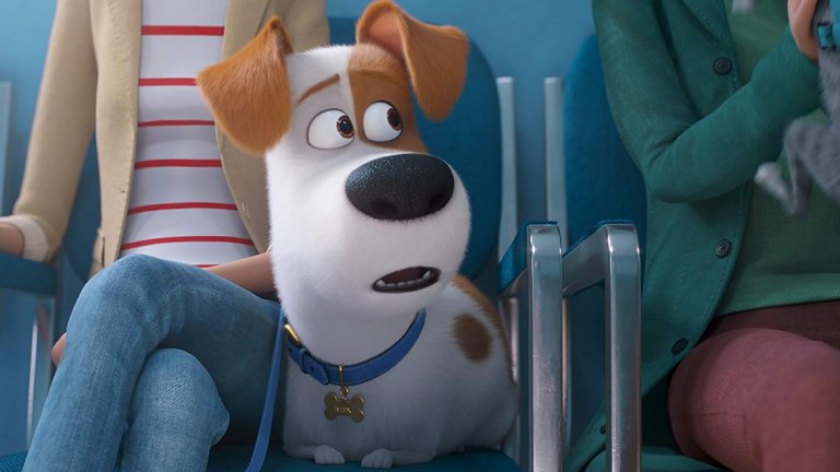 The Secret Life of Pets (7 юни)

И докато Disney, най-вероятно разумно, не бързаха с продължението на Frozen, Universal се готвят да изстрелят "Тайният живот на домашните любимци 2" три години след първия филм. Историята тук се крие в заглавието - т.е. още от същото. Интересното е, че заради скандалните обвинения в сексуален тормоз срещу него, комикът Луи Си Кей е разкаран от актьорския състав. На него място идва Патън Озуалт, който ще озвучава главният герой Макс. Интересно е как не са разкарали и Кевин Харт (Сноубол) след цялото фиаско около "Оскари"-те.