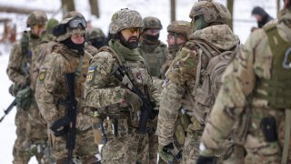 В следващите часове ще стане ясно каква решимост и твърдост имат западните лидери в налагането на санкции