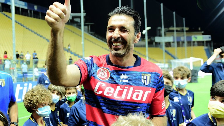 Ултрасите на Парма не го искат, но Джиджи им доказа, че все още е класа (видео)