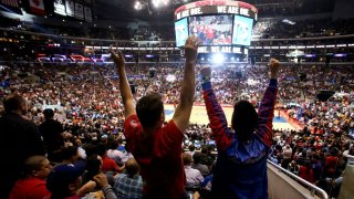 clippers_fans_0430