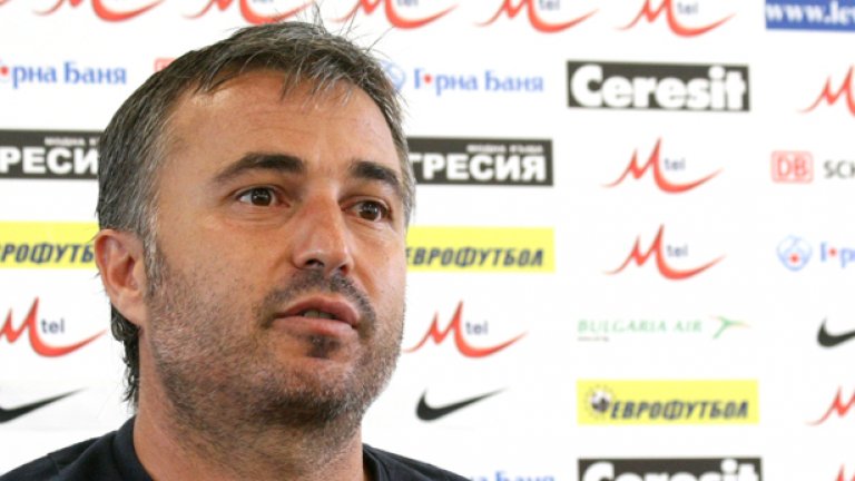 Ясен Петров отново седна на горещия стол в Левски и задачата му е особено отговорна