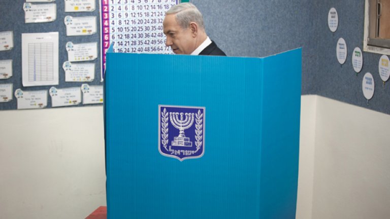 Бенямин Нетаняху гласува на изборите