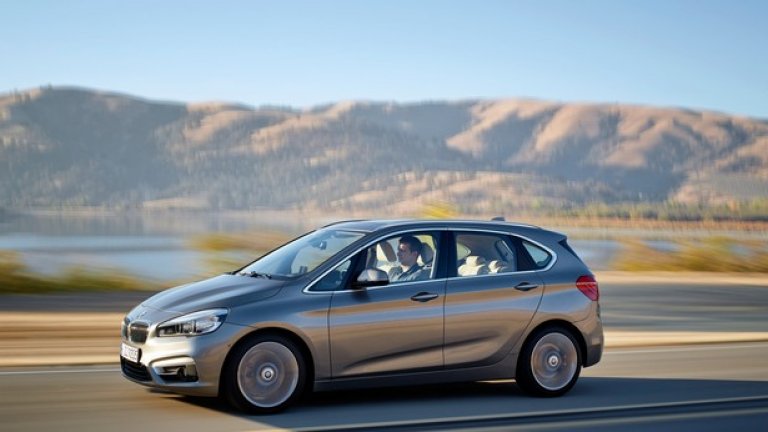 BMW 2 серия Active Tourer e доказателство за благоприятния ефект от навлизането на премиум марките в компактния клас