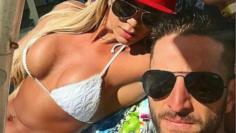 Таиса Менезеш с охота прие предложението на Палеси