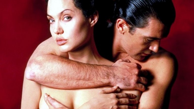 3. Първороден грях

Филмът представлява странна любовна история, която се люшка между настоящето и миналото и приема неочаквани завои. В главните роли са Анджелина Джоли и Антонио Бандерас.