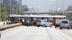 Въпреки това шофьорът на рейса сподели, че е изгубил контрол, защото спирачките му са отказали