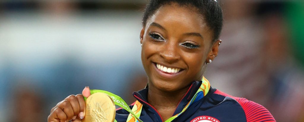 Симон Байлс
Само името й е достатъчно. Симон Байлс се превърна в една от звездите в Рио, печелейки четири златни и един бронзов медал на Олимпиадата. 19-годишната американка даде сериозна заявка да се превърне в една от най-великите в гимнастиката.