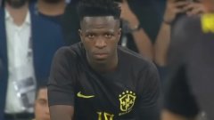 Бразилия сложи черни екипи в знак на протест и вкара 4 гола (видео)