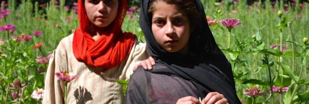 Afghan-girls-via-Shutterstock-615x345