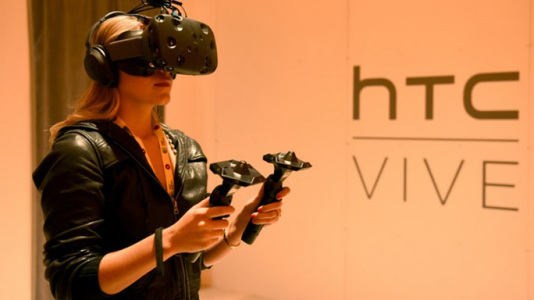2016-а вече е наричана годината на виртуалната реалност. Наистина през следващите месеци големите VR продукти ще дебютират на пазара - но изглежда в началото ще са твърде скъпи и няма да предлагат достатъчно съдържание, за да спечелят масовата публика