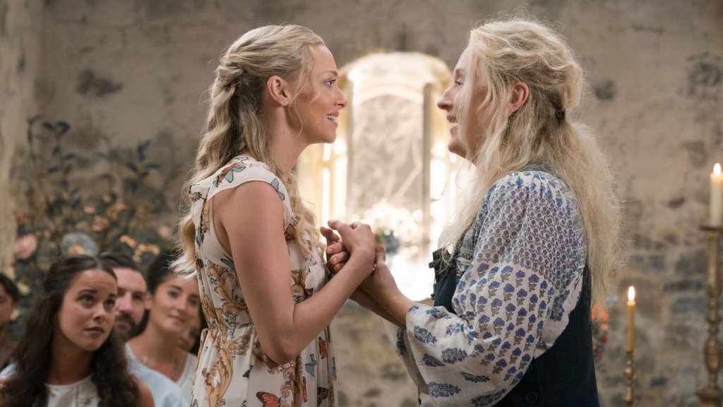 Mamma Mia: Here We Go Again
И продължението, чакано десет години, както вече сме казвали. 2018-та маркира дългото очакване на продължението на популярния мюзикъл от 2008 г. И макар новият филм да не достига мащаба на първия, то той остава един от