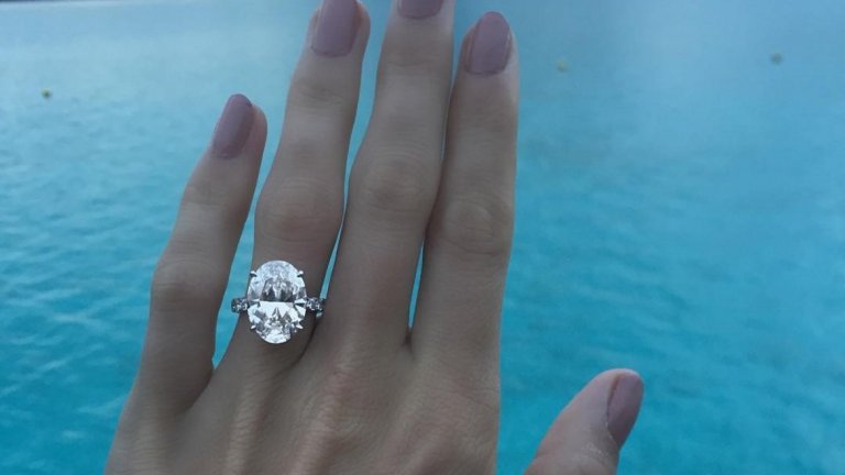 Каролине Возняцки преди няколко дни каза "да" на баскетболиста Дейвид Лий