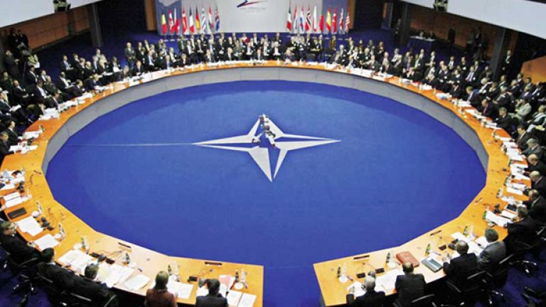 Русия реагира враждебно на всяко разширение на НАТО