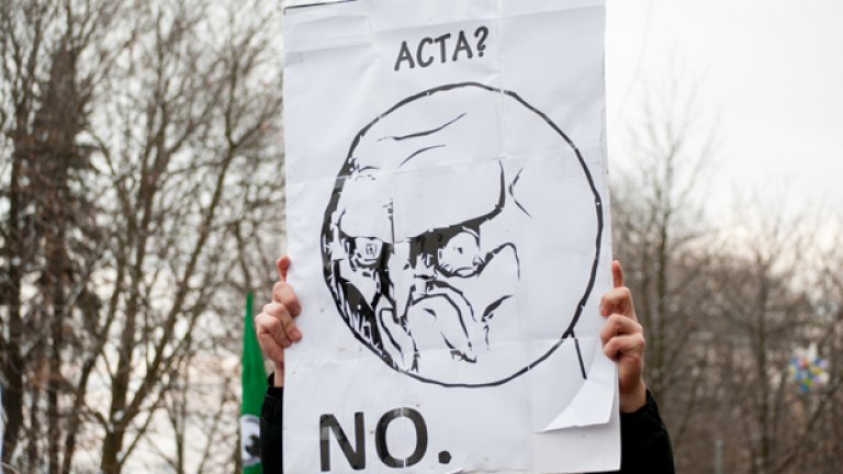 Хиляди протестираха срещу ACTA