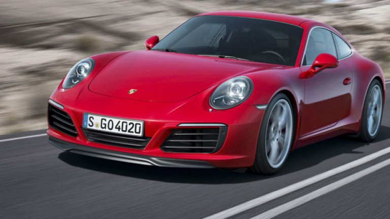 991.2 Carrera (2017 моделна година)
За първи път в историята на 911, Carrera и Carrera S получават турбо мотори. Работният им обем спада на 3 литра, а мощността им ще е 370 и 420 конски сили.