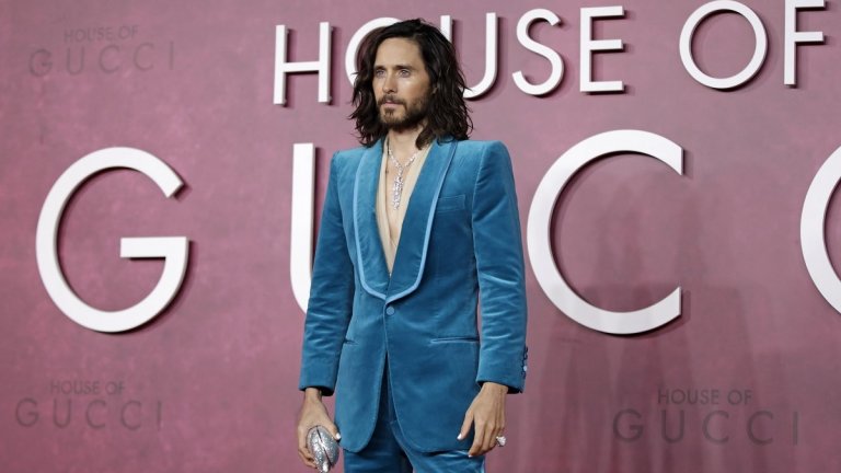 Джаред Лето
Още един експериментатор сред съвременните модни икони е и актьорът  Джаред Лето, който смело си подбира тоалетите според последните течения в модата. Кадифени костюми, принт върху принт, за Лето няма ограничения при подбора на дрехи, стига да е ново, екстрентично и оригинално.