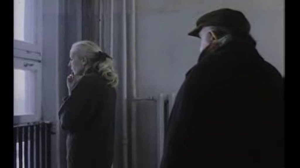 The Decalogue

Полският сериал, създаден от култовия полски режисьор Кшищоф Кешловски. Минисериалът има 10 епизода, основани на десетте божи заповеди. Прост, въздействащ, невероятен.

 