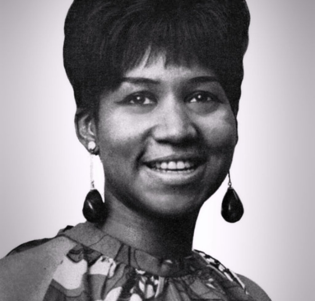 Aretha_franklin_1960s_cropped_retouched