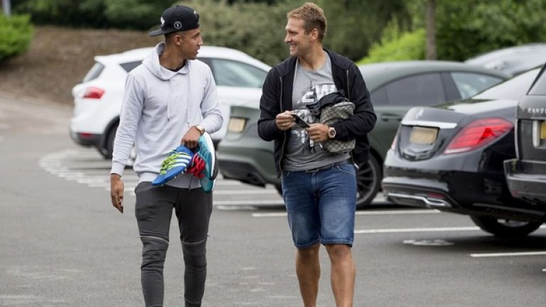 Стилиян Петров вече е на клубната база на Астън Вила