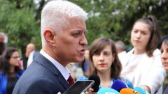 Военният министър: Украинска техника не се ремонтира у нас