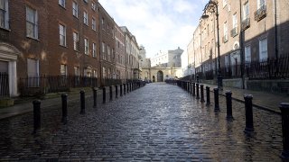 1280px-HENRIETTA_STREET_-_DUBLIN_(402556531)