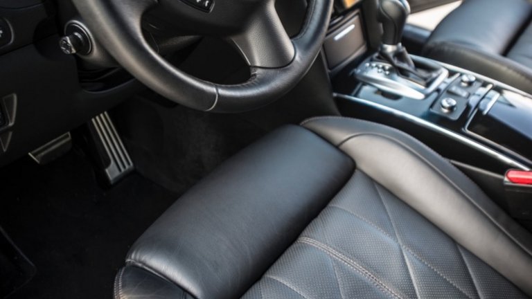 Седалките са едно от най-добре направените неща в колата, включително и задните.