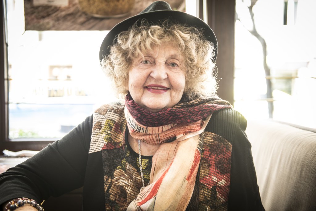 татяна лолова