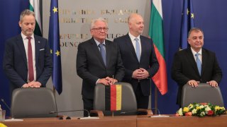 Инвестицията е на стойност 1 милиард евро и ще създаде около 1000 работни места