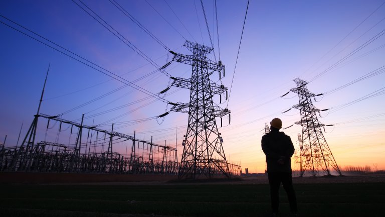 Работодателите искат спешни действия за промяна на цените на тока