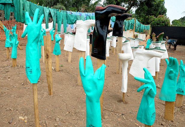 Научната основа за ваксината за ебола е налице. Защо тогава все още няма такава?
