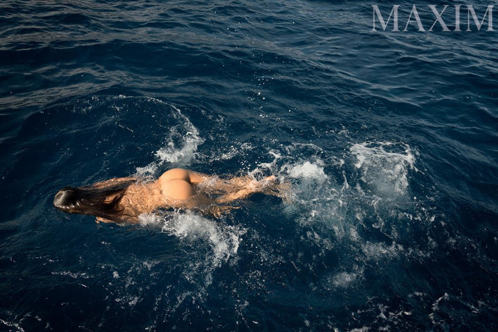 Алесандра Амброзио в MAXIM